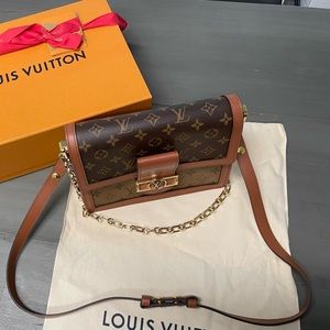 Authentic Louis Vuitton Dauphine MM